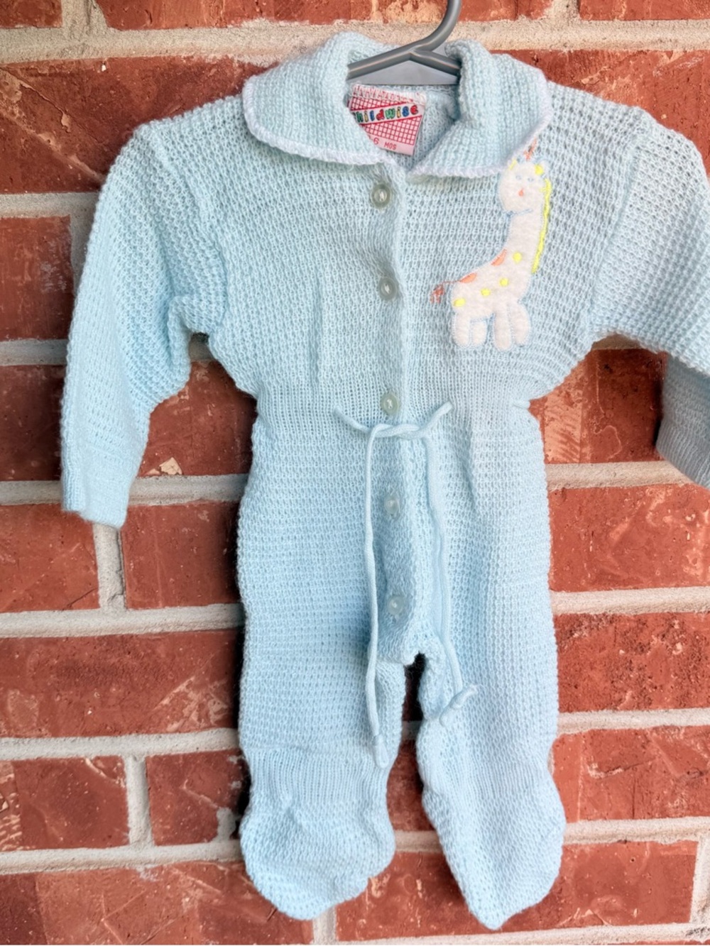 Vintage 70s childwise blue knit baby onesie with embroidered giraffe